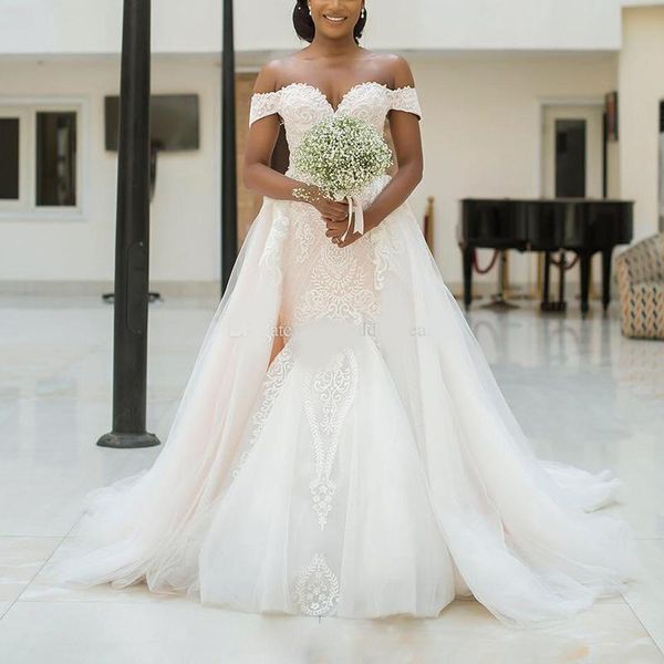 elegant mermaid lace wedding dresses with detachable train off the shoulder neck appliqued bridal gowns sweep train tulle robes de mariée, White
elegant mermaid lace wedding dresses with detachable train off the shoulder neck appliqued bridal gowns sweep train tulle robes de mariée, White