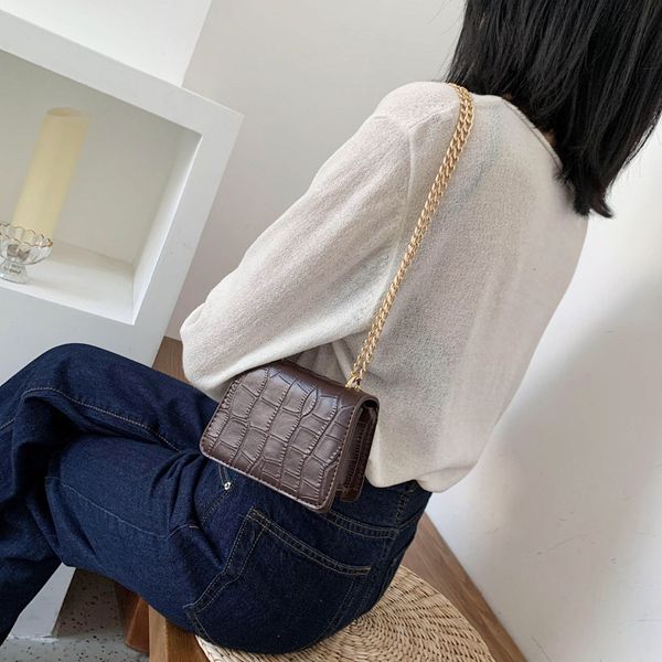 2020 new women's shoulder bag mini stone pattern small bag korean version change chain shoulder messenger
2020 new women's shoulder bag mini stone pattern small bag korean version change chain shoulder messenger