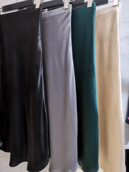 women midi skirt slim package hip ladies a-line long skirt 2020 new female wild stylish casual clothing, Black
women midi skirt slim package hip ladies a-line long skirt 2020 new female wild stylish casual clothing, Black