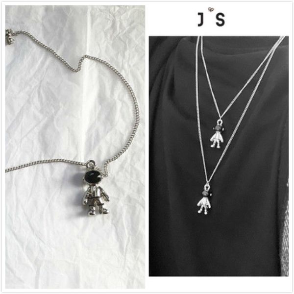 роскошные европейский и американский астронавт известных ожерелья осени нового свитер цепи прохладная улица выстрел ниша шея ювелирные издел, Golden;silver
роскошные европейский и американский астронавт известных ожерелья осени нового свитер цепи прохладная улица выстрел ниша шея ювелирные издел, Golden;silver