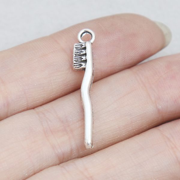 wholesale fashion alloy toothbrush shape vintage charms daily use charms 5*29mm 100pcs aac1478, Bronze;silver
wholesale fashion alloy toothbrush shape vintage charms daily use charms 5*29mm 100pcs aac1478, Bronze;silver