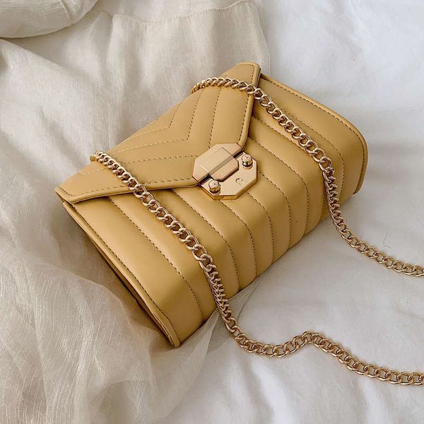 crossbody bags for women 2020 new lock chain shoulder bag pu leather women's designer handbag messenger bag
crossbody bags for women 2020 new lock chain shoulder bag pu leather women's designer handbag messenger bag