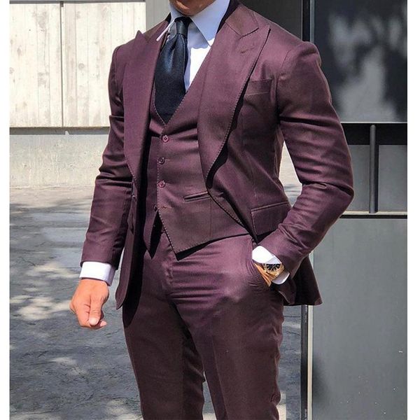 handsome burgundy groom wedding tuxedos peaked lapel groomsman wear men suits wedding prom man casual blazer (jacket+vest+pants, Black;gray
handsome burgundy groom wedding tuxedos peaked lapel groomsman wear men suits wedding prom man casual blazer (jacket+vest+pants, Black;gray