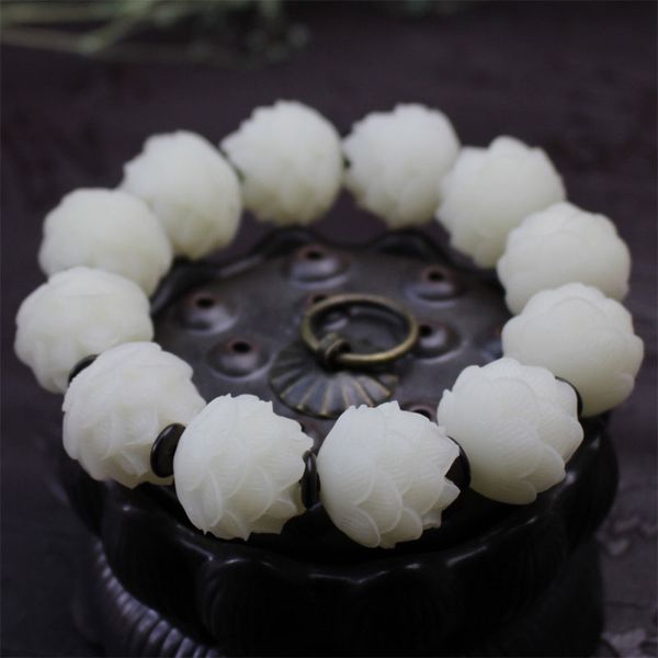 hand string, original seed, 5-layer lotus flower, simple ancient style, literature and art, male and female jewelry, Golden;silver
hand string, original seed, 5-layer lotus flower, simple ancient style, literature and art, male and female jewelry, Golden;silver