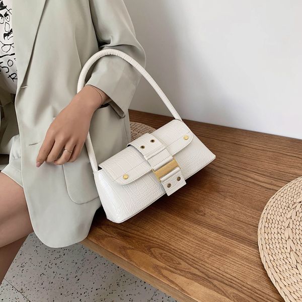 мода горячей сумки женские сумки pu crossbody сумки женщины высокого качества сеть коммуникатор сак 2020
мода горячей сумки женские сумки pu crossbody сумки женщины высокого качества сеть коммуникатор сак 2020