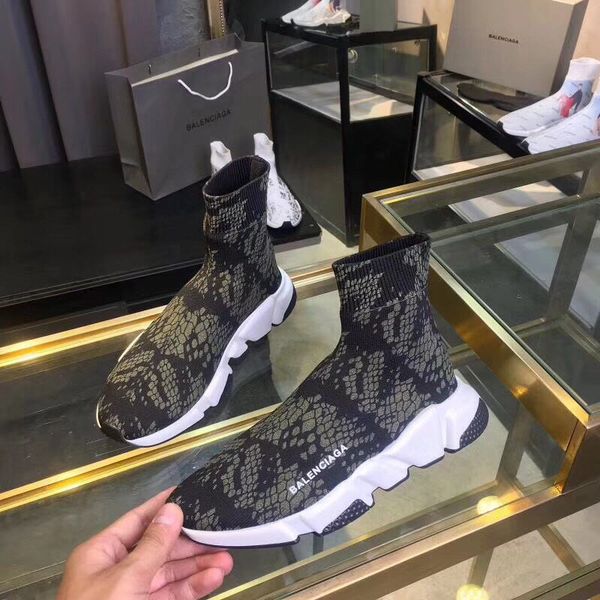 2020 new nj luxury designer couple stretch socks sneakers couple socks casual shoes women and men casual shoes
2020 new nj luxury designer couple stretch socks sneakers couple socks casual shoes women and men casual shoes
