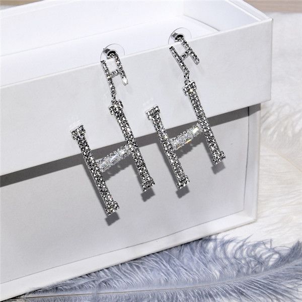 wholesale-2019 fashion earrings female super fairy letter earrings pendant flash fashion s925 silver pin earrings
wholesale-2019 fashion earrings female super fairy letter earrings pendant flash fashion s925 silver pin earrings