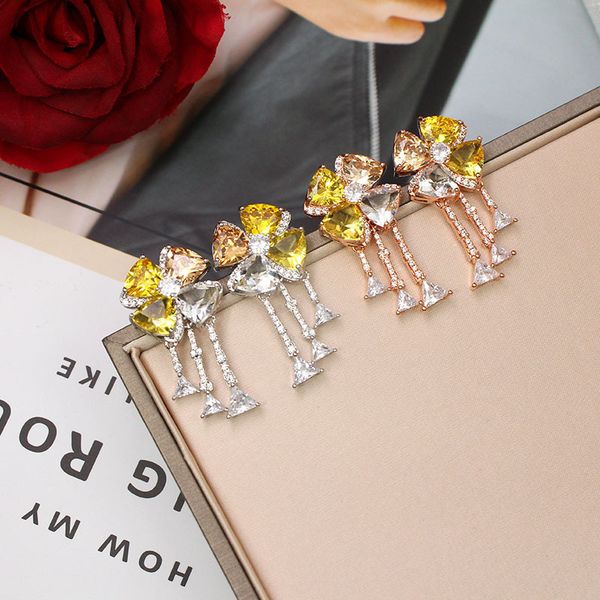 jewelry clover earrings for women exaggerated party sparkly earrings birthday new year christmas gift 2 colores, Golden
jewelry clover earrings for women exaggerated party sparkly earrings birthday new year christmas gift 2 colores, Golden
