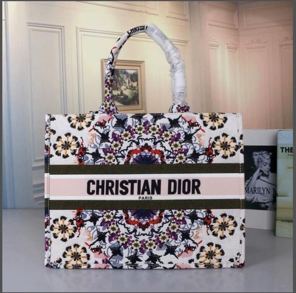 2020 luxury classic women colorful flower designers luxury handbags multi color beach bags shoulder handbag large-capacity shopping bags 491
2020 luxury classic women colorful flower designers luxury handbags multi color beach bags shoulder handbag large-capacity shopping bags 491