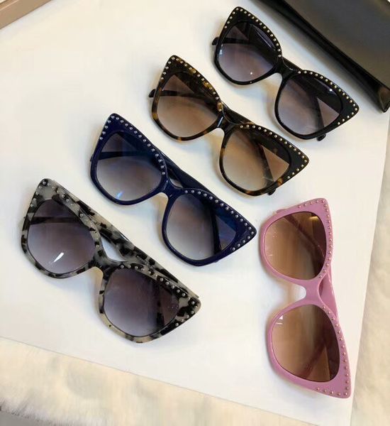 mos005 studs black cat eye sunglasses grey gradient smoke glasses designer sunglasses gafas de sol new wth box, White;black
mos005 studs black cat eye sunglasses grey gradient smoke glasses designer sunglasses gafas de sol new wth box, White;black
