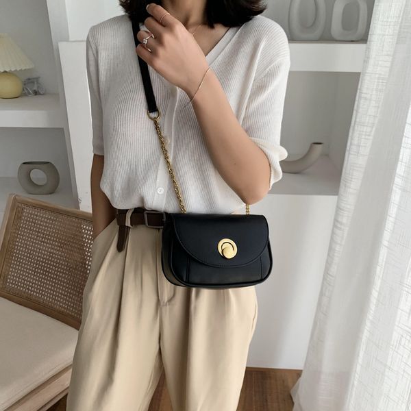 2020 new women's shoulder bag korean handbag messenger bag solid color fashion mini chain small square
2020 new women's shoulder bag korean handbag messenger bag solid color fashion mini chain small square