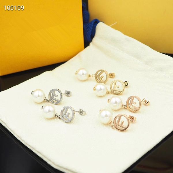 luxury designer jewelry women earrings stainless steel friendship earring white pendant letter earrings, Golden;silver
luxury designer jewelry women earrings stainless steel friendship earring white pendant letter earrings, Golden;silver