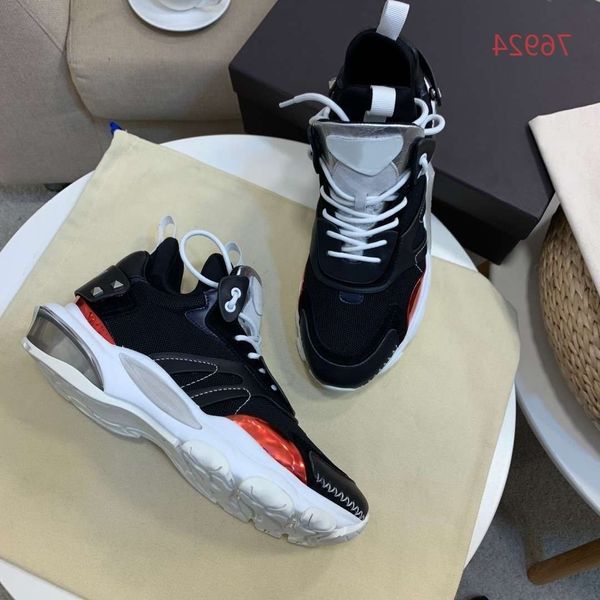 fashion genuine leather casual shoes the flat bottom shoes breathable man shoes with box
fashion genuine leather casual shoes the flat bottom shoes breathable man shoes with box