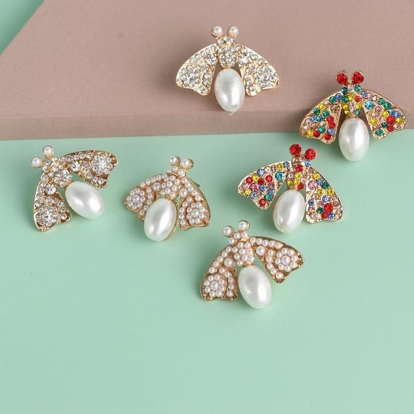 hysecmao new fashion elegant colorful crystal butterfly stud earrings for women girls charm party jewelry personality cute gifts, Golden;silver
hysecmao new fashion elegant colorful crystal butterfly stud earrings for women girls charm party jewelry personality cute gifts, Golden;silver