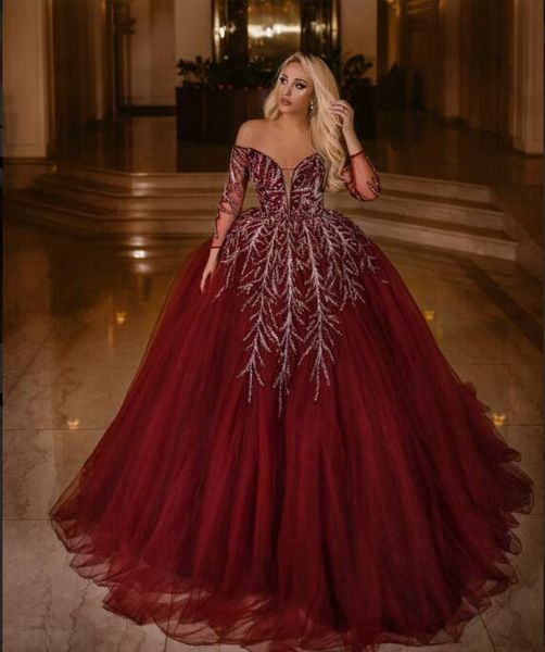 evening dress yousef aljasm 2018 kim kardashian v-neck long sleeve ball gown red silver crystal kylie jenner zuhair murad ziadnakad 023, Black;pink
evening dress yousef aljasm 2018 kim kardashian v-neck long sleeve ball gown red silver crystal kylie jenner zuhair murad ziadnakad 023, Black;pink