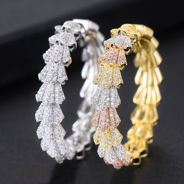 new design creative jewelry high-grade elegant crystal earrings full cubic zirconia boucle d'oreille femme 2020 bridal jewelry, Golden
new design creative jewelry high-grade elegant crystal earrings full cubic zirconia boucle d'oreille femme 2020 bridal jewelry, Golden