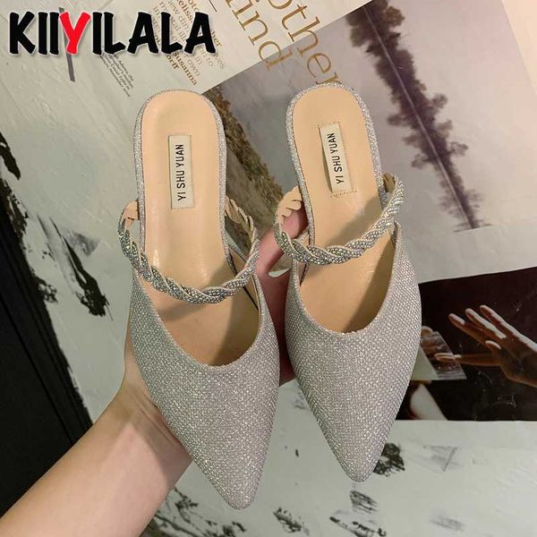 kiiyilala 2020 summer fashion pointed toe slippers bling women square heels slides mules loafers sequined casual slipper woman, Black
kiiyilala 2020 summer fashion pointed toe slippers bling women square heels slides mules loafers sequined casual slipper woman, Black