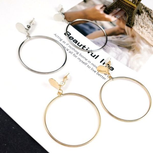 hoop clip on earings earring no pierced ear earrings clips no hole for women lady party, Silver
hoop clip on earings earring no pierced ear earrings clips no hole for women lady party, Silver