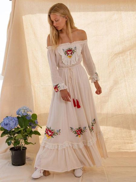 summer new bohemian tourist holiday beach island dress ethnic style retro embroidered one line long dress, Black;gray
summer new bohemian tourist holiday beach island dress ethnic style retro embroidered one line long dress, Black;gray