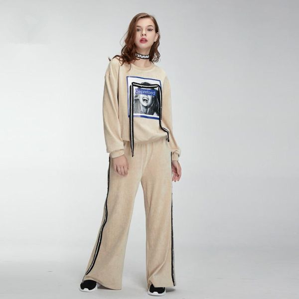woman two piece set pullover sweatshirt and pants sportwear costumes tracksuit for women print ribbons corduroy suit harajuku, Gray
woman two piece set pullover sweatshirt and pants sportwear costumes tracksuit for women print ribbons corduroy suit harajuku, Gray
