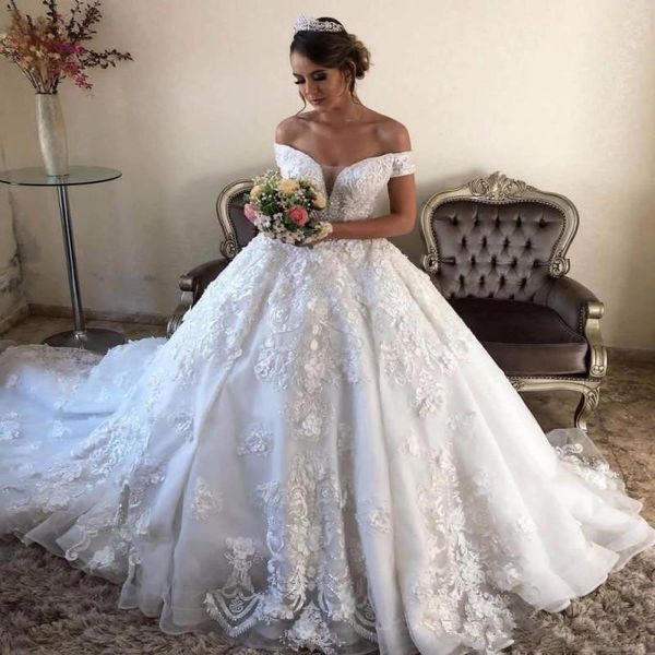 excellent off shoulder plus size ball gown wedding dresses appliques lace court train wedding dress bridal gowns vestido de noiva 12, White 
excellent off shoulder plus size ball gown wedding dresses appliques lace court train wedding dress bridal gowns vestido de noiva 12, White