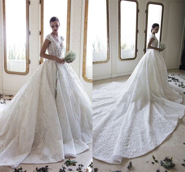 2020 deep v neck 3d flowers a-line wedding dresses elegant lace appliqued sequined beaded open back plus size bridal gown cathedral train, White
2020 deep v neck 3d flowers a-line wedding dresses elegant lace appliqued sequined beaded open back plus size bridal gown cathedral train, White