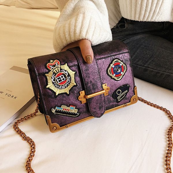 женская crossbody сумка для женщин 2019 top качества кожи pu известных сумки конструктора sac a главного ladies shoulder bag размера 19 * 12
женская crossbody сумка для женщин 2019 top качества кожи pu известных сумки конструктора sac a главного ladies shoulder bag размера 19 * 12