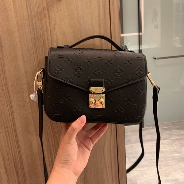 Small embossed messenger bag Pochette Felicie handbag wallet backpack main card holder duffle bag women handbags horsebit card holder 2020
Small embossed messenger bag Pochette Felicie handbag wallet backpack main card holder duffle bag women handbags horsebit card holder 2020