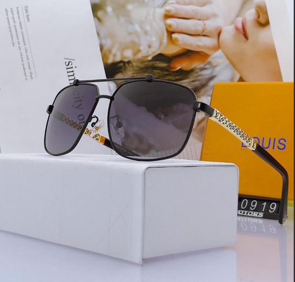 nostalgic retro chic sunglasses men of shiny gold frame laser female quality and package, White;black
nostalgic retro chic sunglasses men of shiny gold frame laser female quality and package, White;black