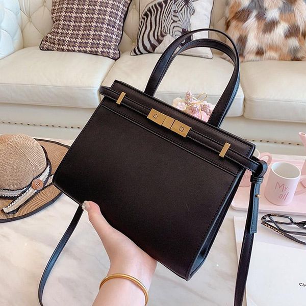 cluny shoulder famous bags letter handbags women luxury handbags discolour quality crossbody bag floral print bag brands bag
cluny shoulder famous bags letter handbags women luxury handbags discolour quality crossbody bag floral print bag brands bag