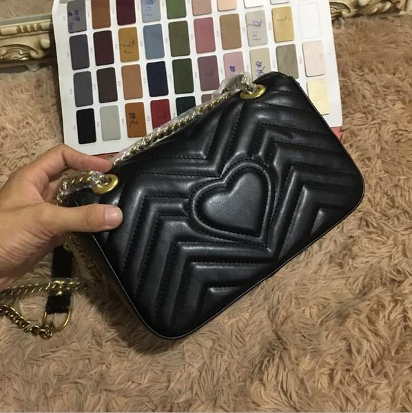 luxury leather fashion love v wave pattern shoulder bag designer shoulder bag chain handbag messenger bag purse ladies shopping
luxury leather fashion love v wave pattern shoulder bag designer shoulder bag chain handbag messenger bag purse ladies shopping
