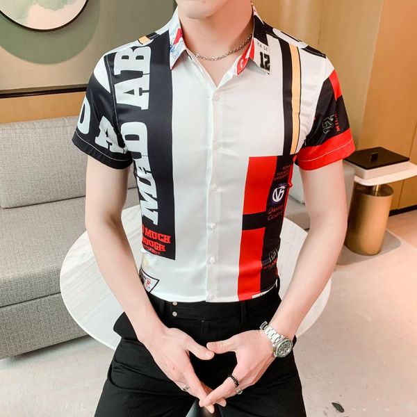 men's casual shirts personality british men shirt stylish for short sleeve mode chemise homme 2021 trend printing, White;black
men's casual shirts personality british men shirt stylish for short sleeve mode chemise homme 2021 trend printing, White;black