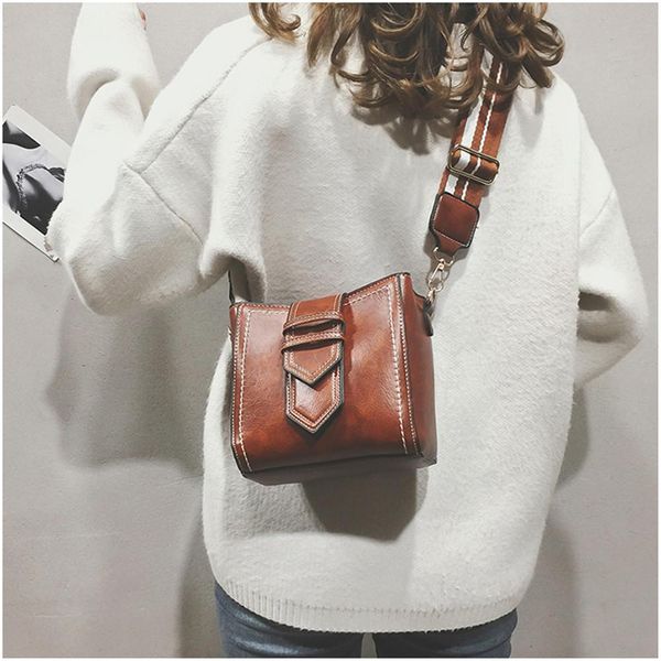 designer-hellove fashion women crossbody bag stylish soft pu leather vantage shoulder bag messager bucket striped wide strap
designer-hellove fashion women crossbody bag stylish soft pu leather vantage shoulder bag messager bucket striped wide strap