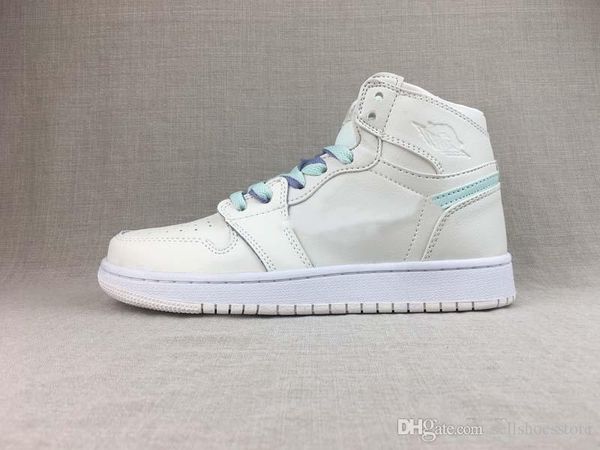 1 ret high womens basketball shoes 1s fashion mandarin duck pink blue woman sneakers with box sale
1 ret high womens basketball shoes 1s fashion mandarin duck pink blue woman sneakers with box sale
