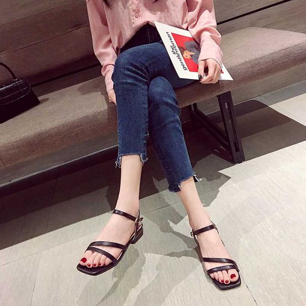 concise low heel sandals women black beige ankle strap sandals women shoes summer soft leather open toe low heels 2020
concise low heel sandals women black beige ankle strap sandals women shoes summer soft leather open toe low heels 2020