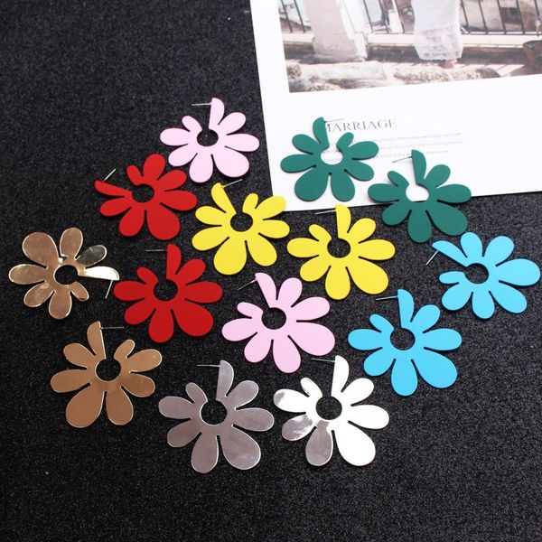 7 colour new fashion hollow flower earring acrylic simple hoop earrings for women jewelry wedding party christmas gift wholesale, Golden;silver
7 colour new fashion hollow flower earring acrylic simple hoop earrings for women jewelry wedding party christmas gift wholesale, Golden;silver