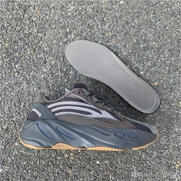 2019 new release 700 geode eg6860 black static 3m reflection man women running sneakers authentic quality come with og shoes box us5-12
2019 new release 700 geode eg6860 black static 3m reflection man women running sneakers authentic quality come with og shoes box us5-12