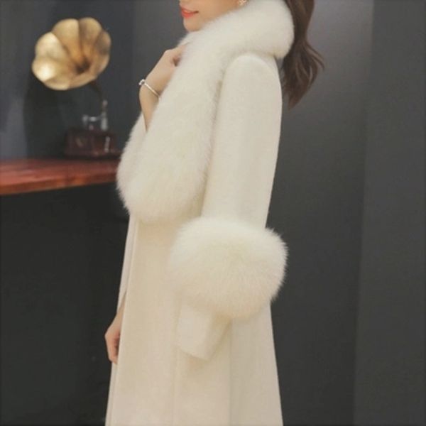 slim fashion winter women white cashmere coat fake fur collars wool jacket plus size long trench coat 2020 female overcoats, Black
slim fashion winter women white cashmere coat fake fur collars wool jacket plus size long trench coat 2020 female overcoats, Black