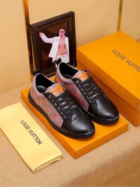 new luxury high-end men's shoes triple fashiondesigner driving casual shoes sports platform retro shoes men's brand size 38-44 mjr, Black
new luxury high-end men's shoes triple fashiondesigner driving casual shoes sports platform retro shoes men's brand size 38-44 mjr, Black