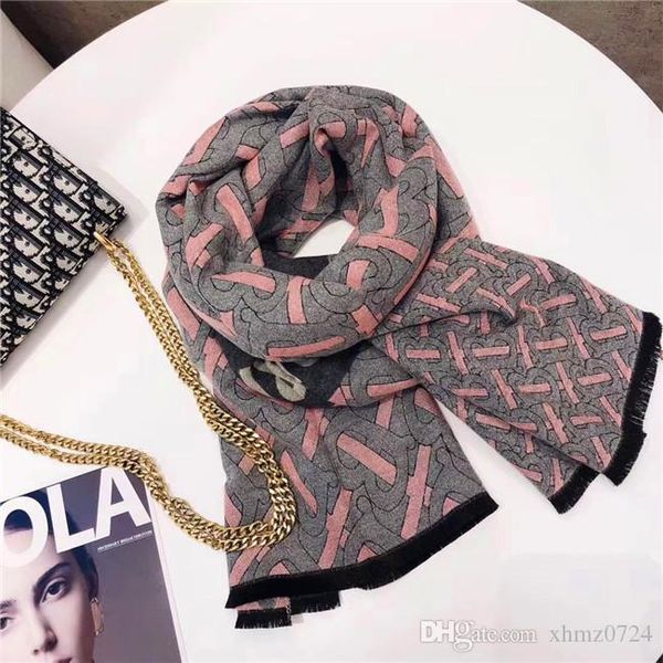 luxury high-quality autumn and winter letter pattern scarf for men and women 100% wool brand autumn and winter scarf size 180*70cm, Blue;gray
luxury high-quality autumn and winter letter pattern scarf for men and women 100% wool brand autumn and winter scarf size 180*70cm, Blue;gray