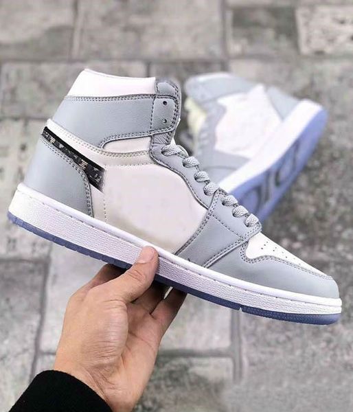 2020 new sale 1 high og brand 1s basketball shoes man woman white grey black sport sneaker
2020 new sale 1 high og brand 1s basketball shoes man woman white grey black sport sneaker
