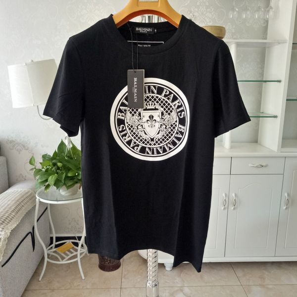 mens designer tshirt luxury tees short sleeve brand summer clothes with branded letter men shirt print size xs-2xl, White;black
mens designer tshirt luxury tees short sleeve brand summer clothes with branded letter men shirt print size xs-2xl, White;black