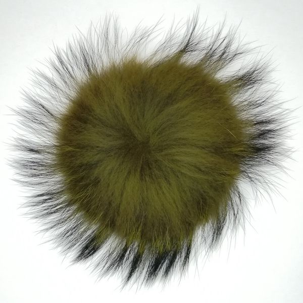 factory wholesale smart real racoon fur pom balls accessories natural or custom colours with metal snap button for beanie, Silver 
factory wholesale smart real racoon fur pom balls accessories natural or custom colours with metal snap button for beanie, Silver
