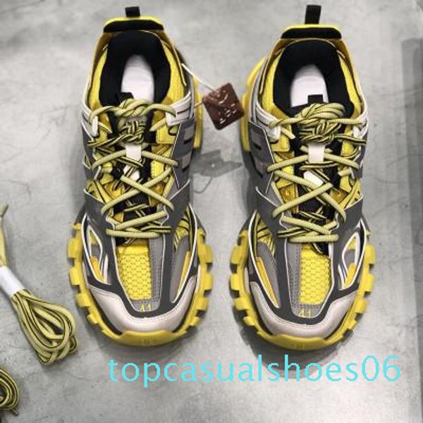 new fashion triple s track trainers men shoes designer clunky sneakers black orange ladies walking paris dirty t06
new fashion triple s track trainers men shoes designer clunky sneakers black orange ladies walking paris dirty t06