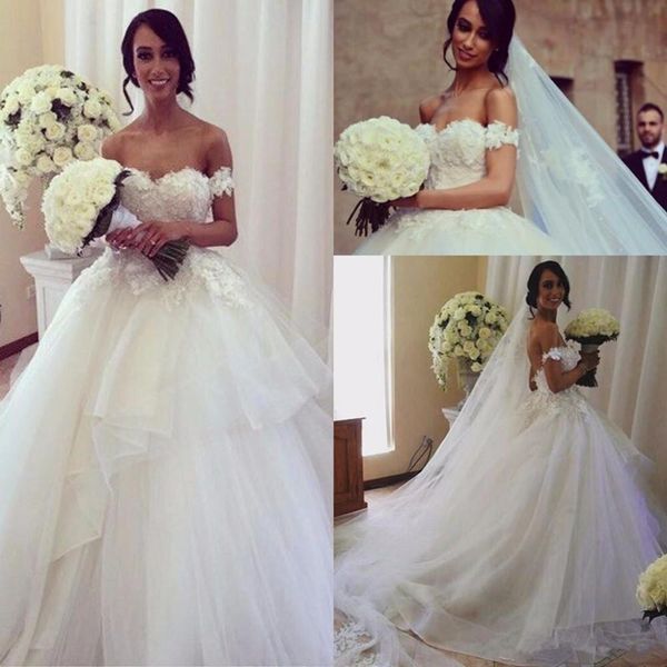 luxury gorgeous v-neck crystal beads appliques hollow backless ball gown plus size wedding dresses wedding gowns, White
luxury gorgeous v-neck crystal beads appliques hollow backless ball gown plus size wedding dresses wedding gowns, White