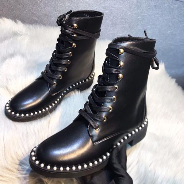 2019 new autumn and winter explosions wild fashionable women martin shoes lace up black boots size 35-40 original packaging
2019 new autumn and winter explosions wild fashionable women martin shoes lace up black boots size 35-40 original packaging