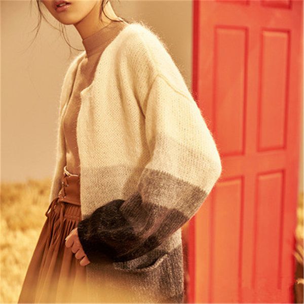 100% hand made wool oneck knit women streetwear graduated color h-straight lantern sleeve cardigan sweater one&over size, White
100% hand made wool oneck knit women streetwear graduated color h-straight lantern sleeve cardigan sweater one&over size, White