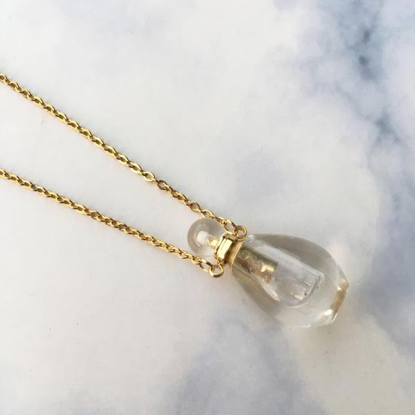 clear crystal bottle necklace,crystal necklace,perfume bottle necklace,essential oil diffuser ,perfume bottle,crystal pendant, Silver
clear crystal bottle necklace,crystal necklace,perfume bottle necklace,essential oil diffuser ,perfume bottle,crystal pendant, Silver