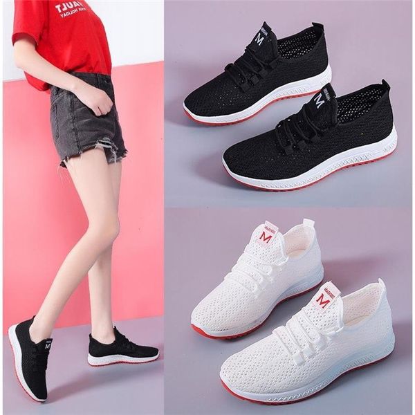 2020 new style, inside increase the net face old casual hollow out running shoes, Black
2020 new style, inside increase the net face old casual hollow out running shoes, Black