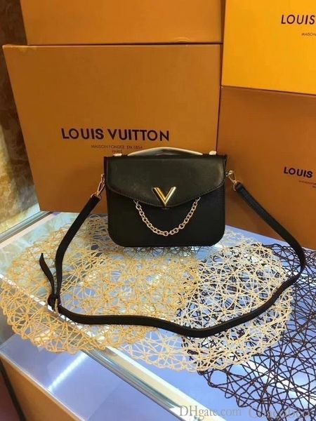 2019 m53382 saddle handbag fashion women new chain shoulder bags hobo handbags handles boston cross body messenger shoulder bags
2019 m53382 saddle handbag fashion women new chain shoulder bags hobo handbags handles boston cross body messenger shoulder bags
